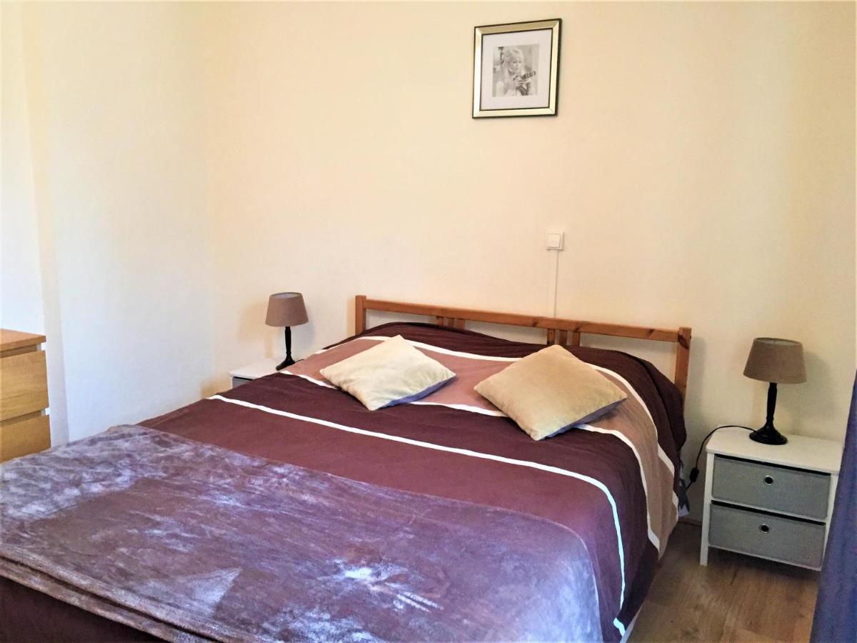 Appartement Familial Le Tanis Pontorson Esterno foto
